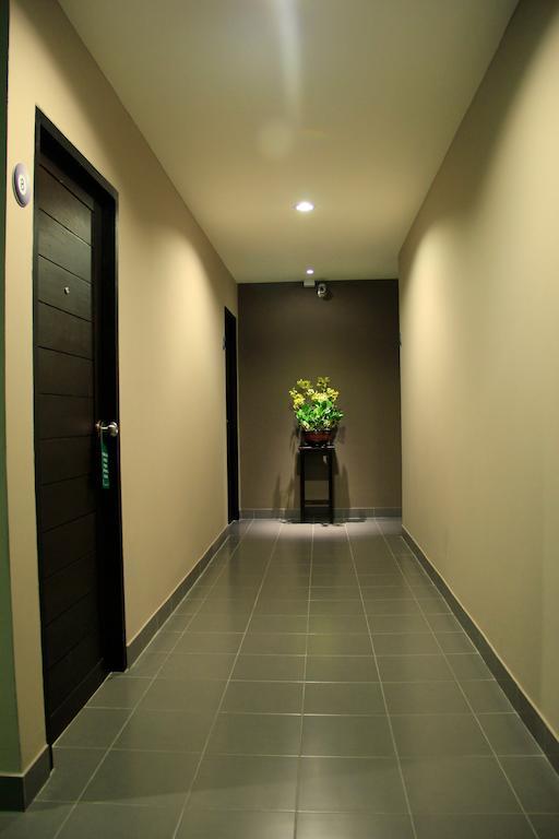 Shooters Guesthouse Pattaya Zewnętrze zdjęcie