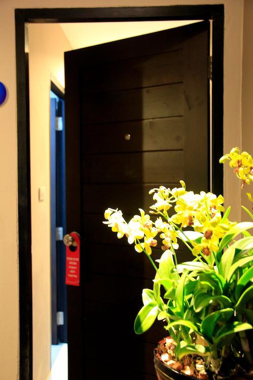 Shooters Guesthouse Pattaya Zewnętrze zdjęcie