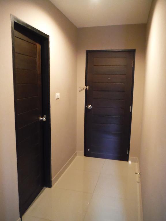 Shooters Guesthouse Pattaya Pokój zdjęcie