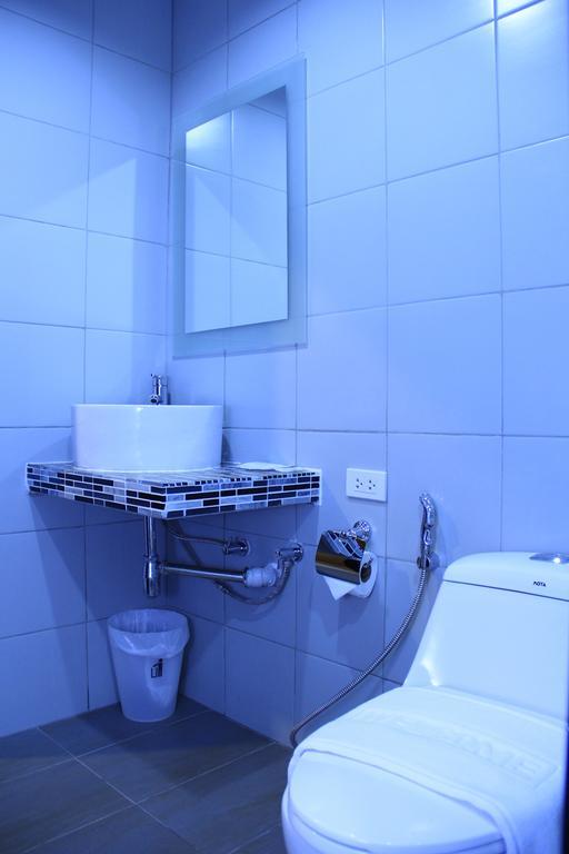 Shooters Guesthouse Pattaya Pokój zdjęcie
