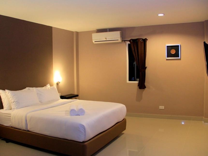Shooters Guesthouse Pattaya Zewnętrze zdjęcie